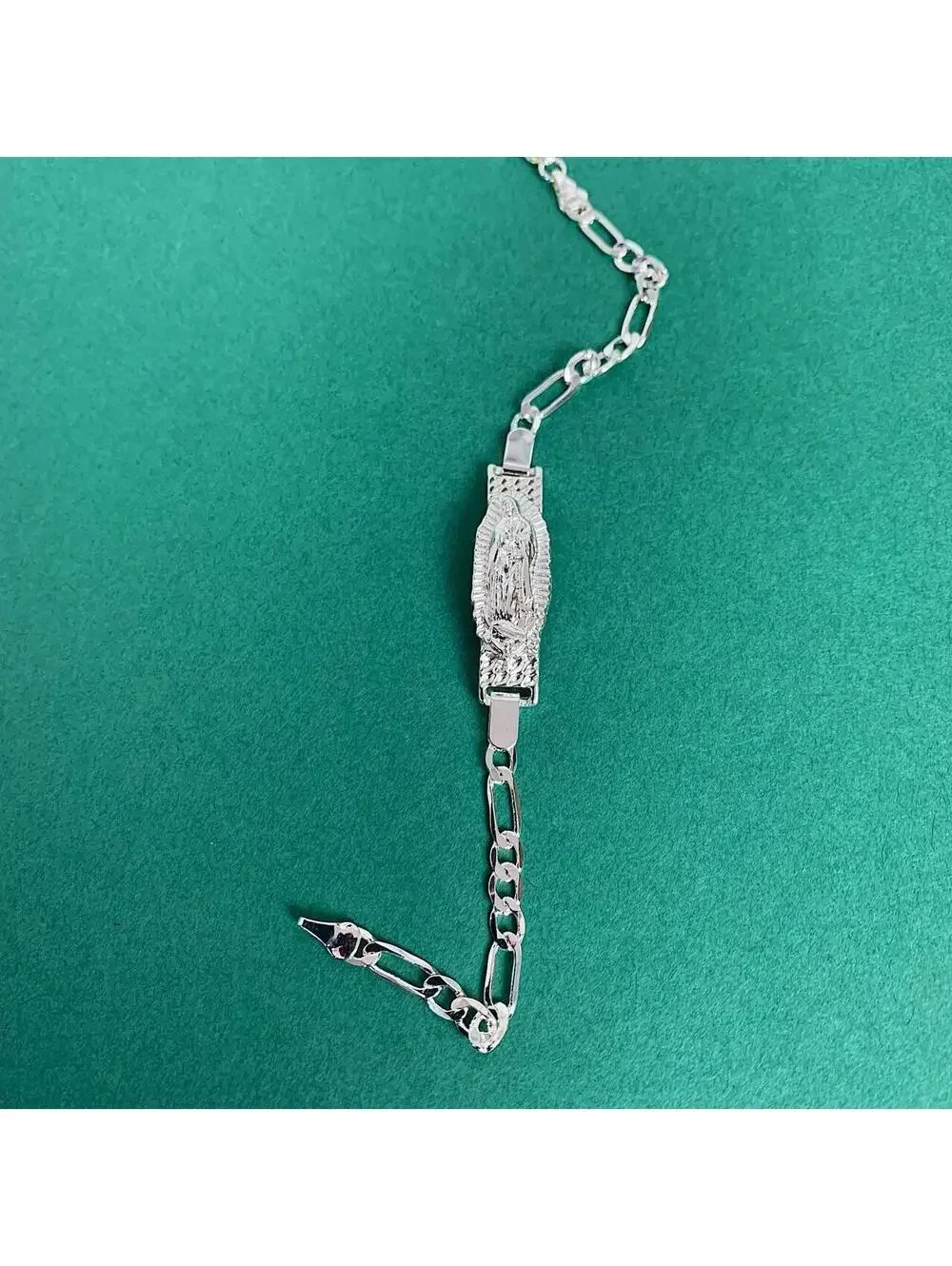 Vintage Y2k Style Silver Saint Marry Cuban Link Figaro Bracelet. Unisex. 8